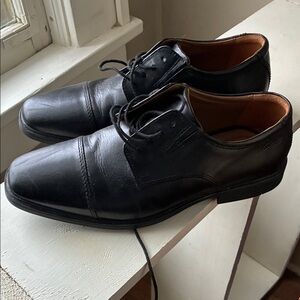 Clarks Black Leather Men's Oxfords